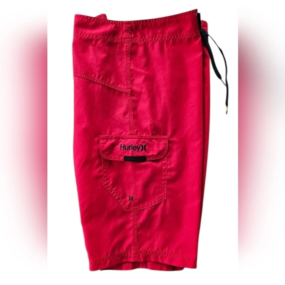 Hurley Red Board Shorts Quick-Dry Swimwear - Size 36